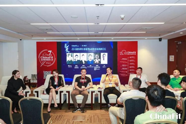 系列智能硬件全面亮相本次cf大会,揭开了三体云动智能硬件的神秘面纱